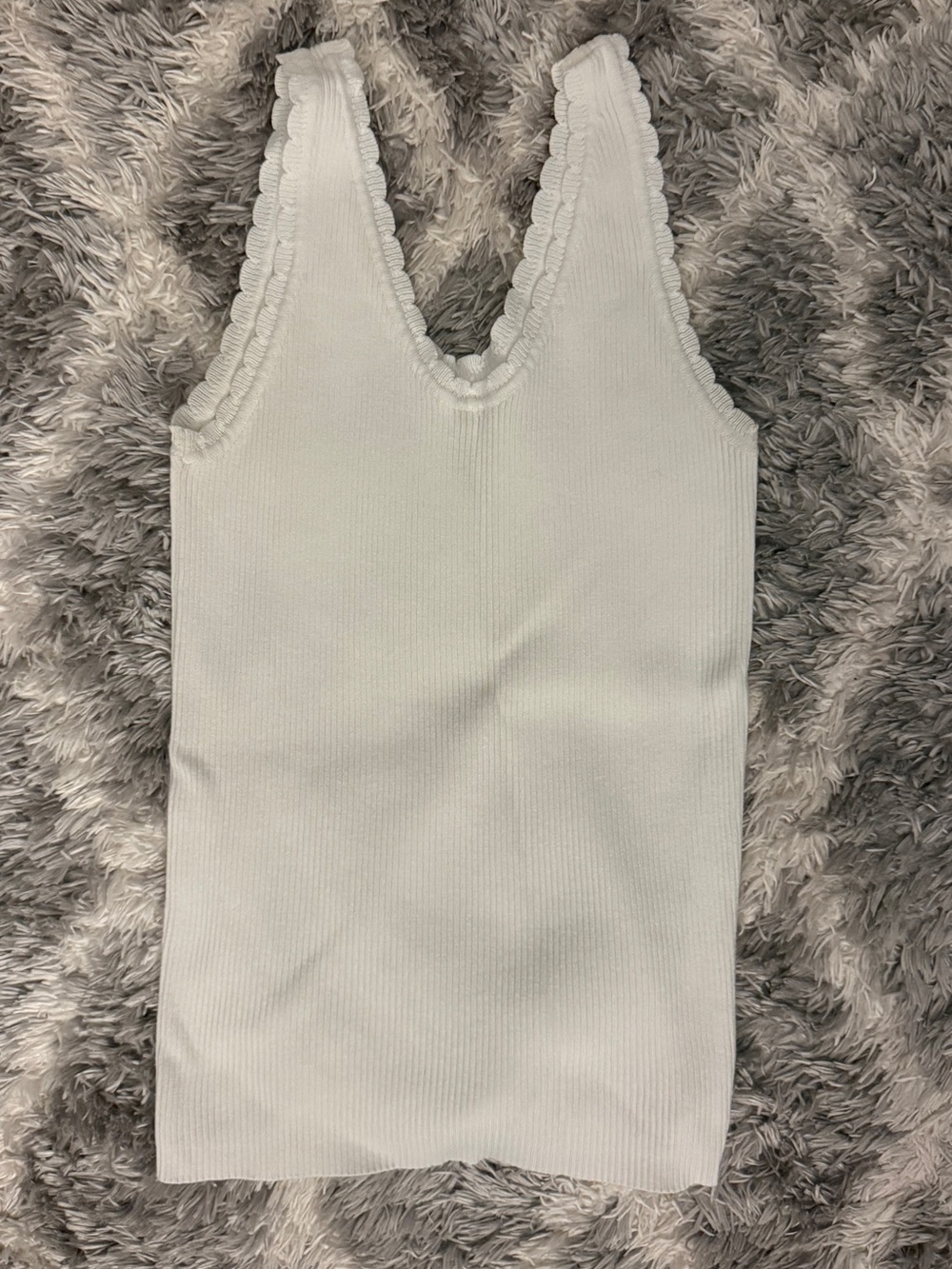 White Ribbed V-Neck Tank with Scalloped Trim